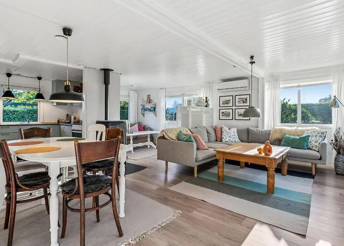 3 Bedroom In Dom wakacyjny *