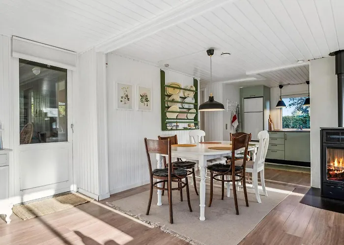 펜션 3 Bedroom In